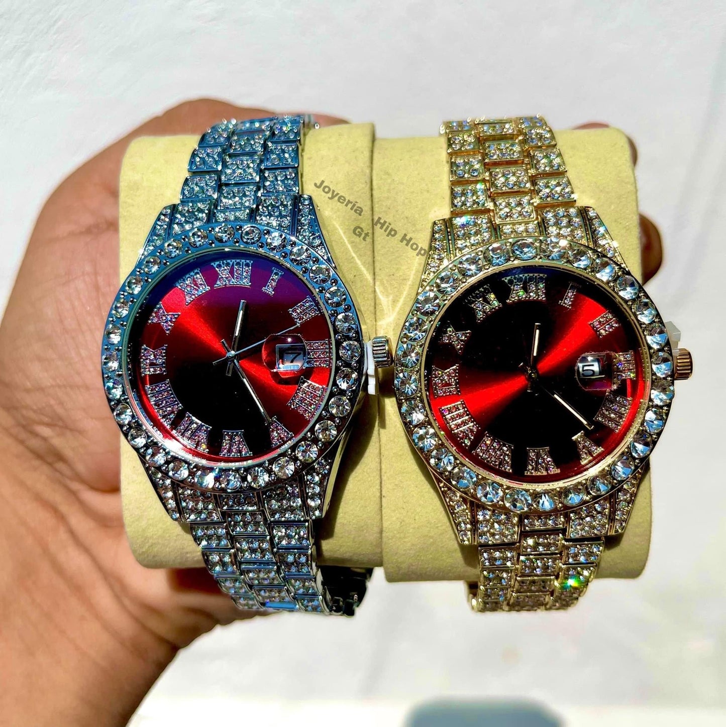 Reloj Diamantado Rojo Plateado