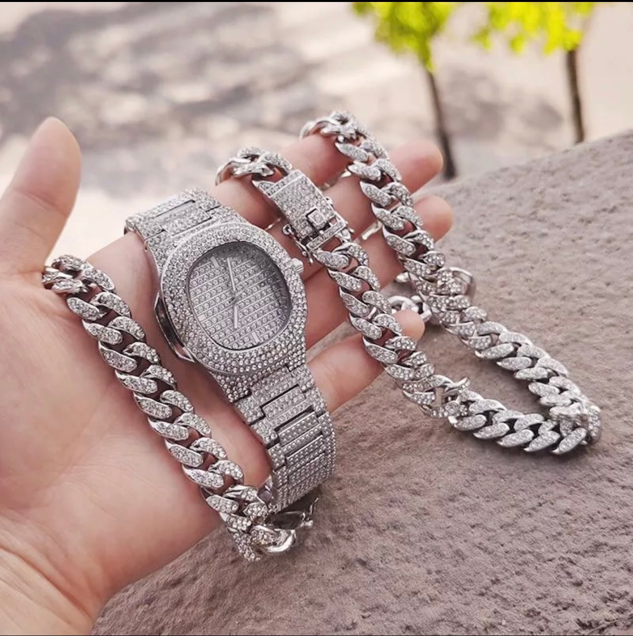 Combo Reloj Cadena y Pulsera