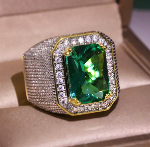 Anillo Piedra Verde Diamantado Dorado