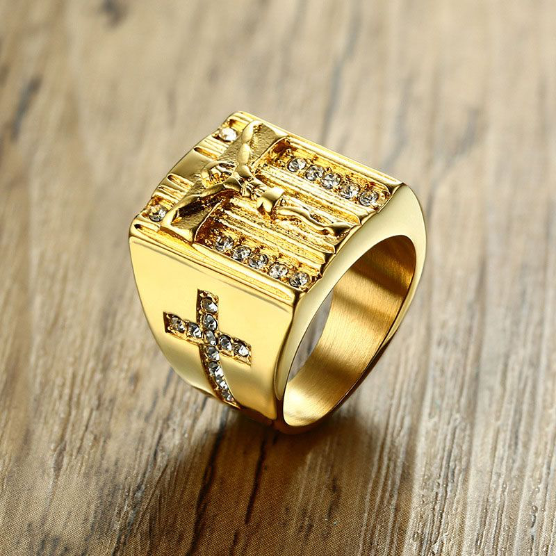 Anillo Jesus Diamantado Dorado