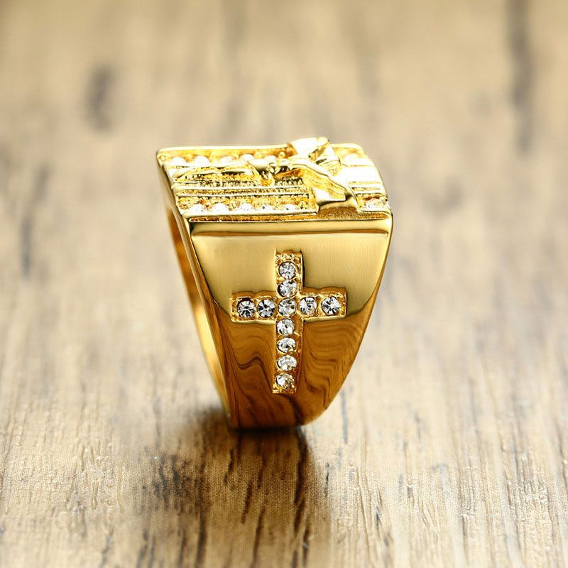 Anillo Jesus Diamantado Dorado